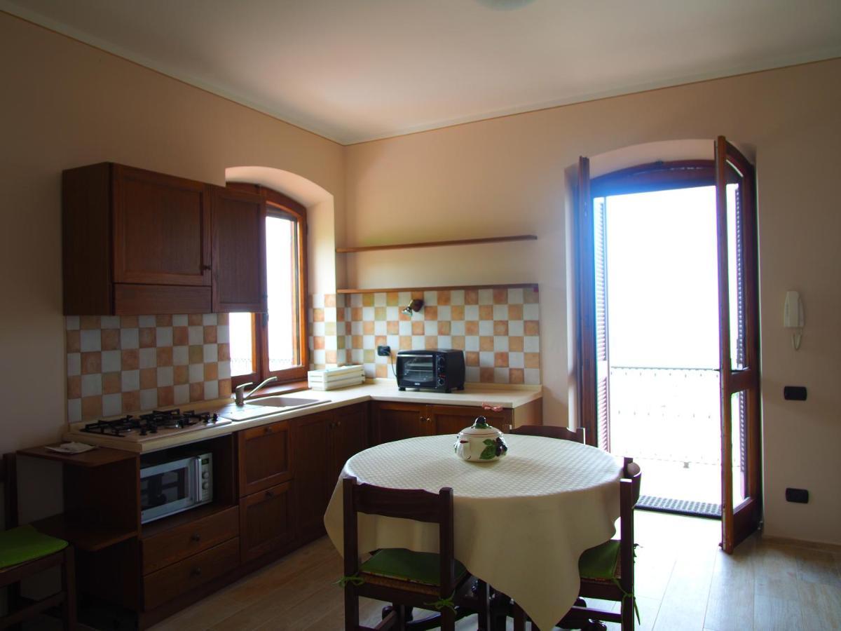 La Vigna Del Parroco Apartman Verduno Kültér fotó