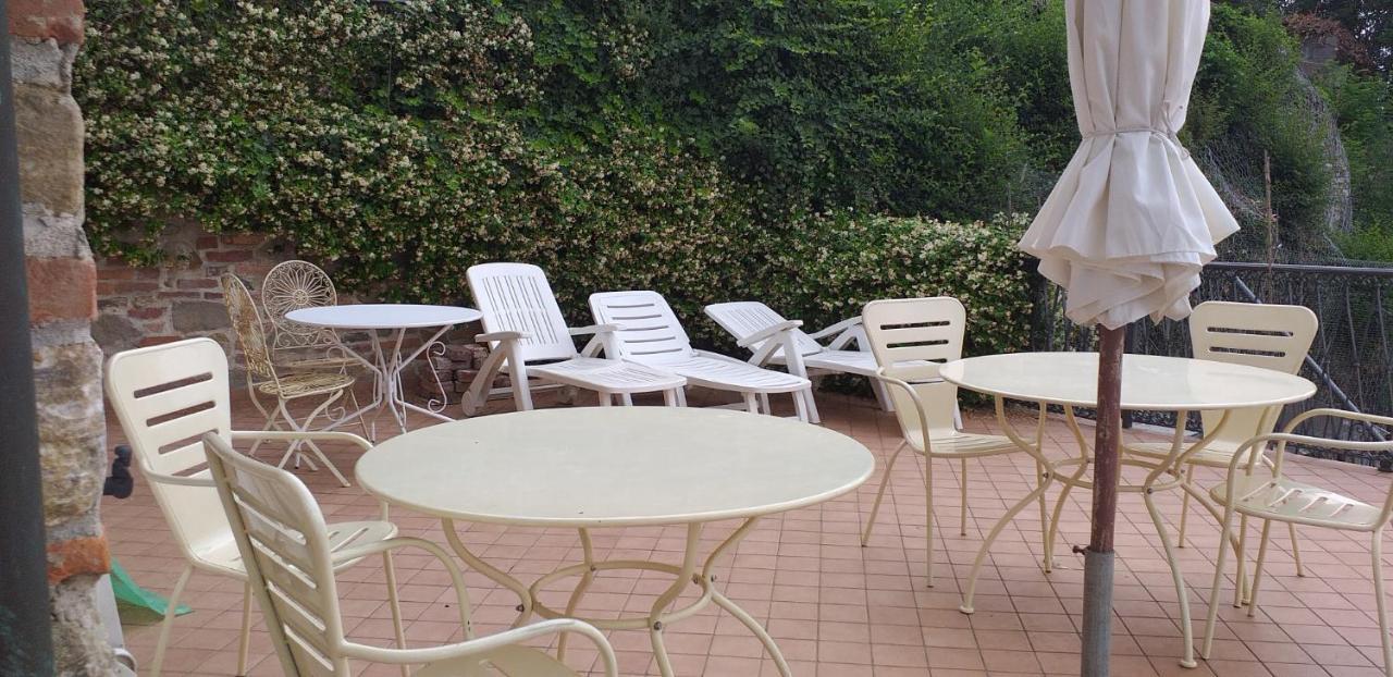 La Vigna Del Parroco Apartman Verduno Kültér fotó
