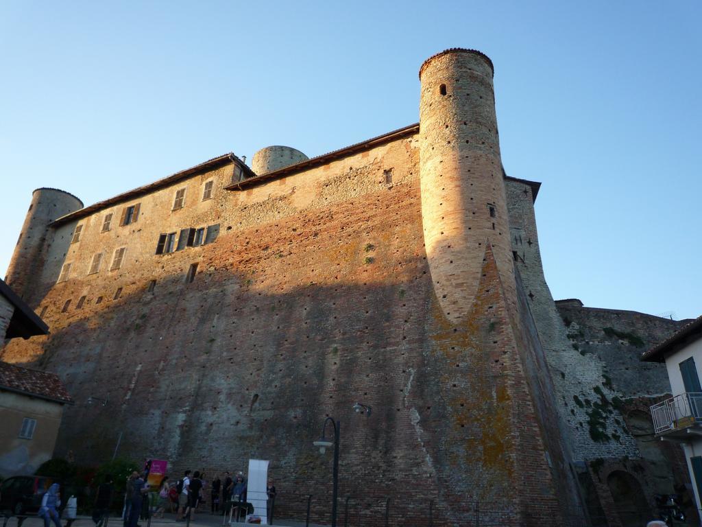 La Vigna Del Parroco Apartman Verduno Szoba fotó