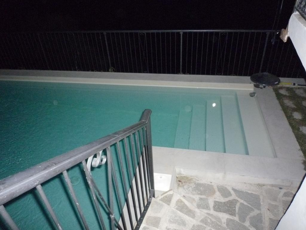 La Vigna Del Parroco Apartman Verduno Szoba fotó
