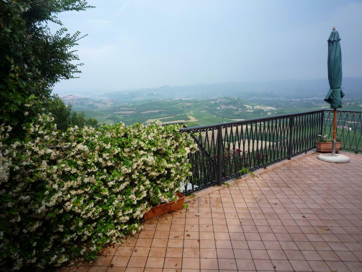 La Vigna Del Parroco Apartman Verduno Kültér fotó